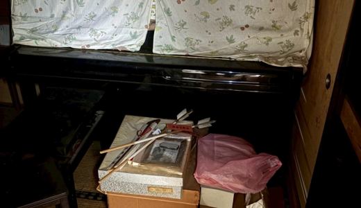 【千葉県での遺品整理】重量物「ピアノ」のある4LDK戸建てを6名体制で迅速に片付け！