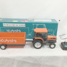 kubota クボタ 非売品 トラクター ラジコンを買取ました